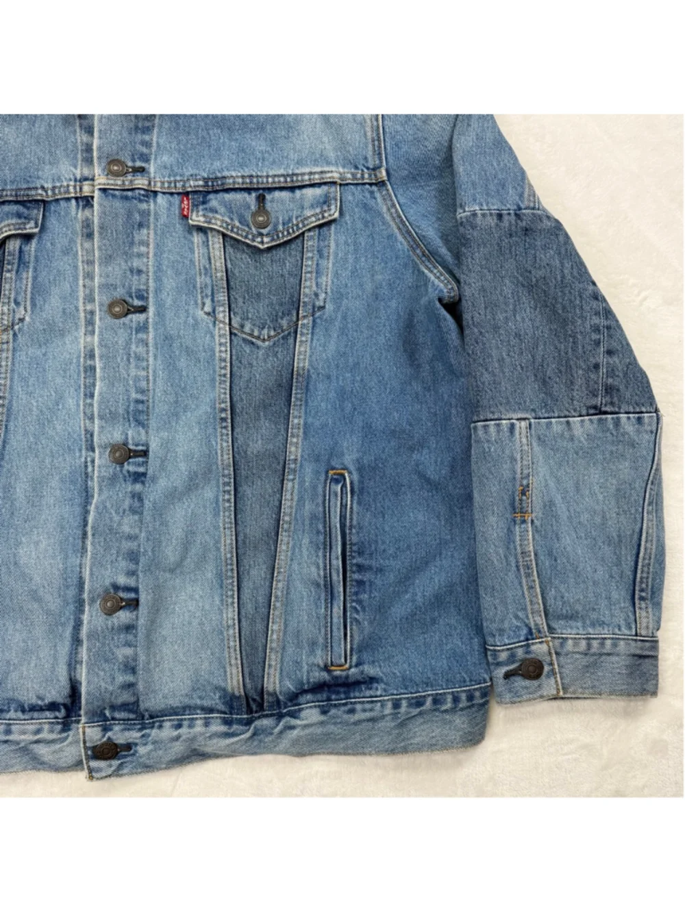 Levi’s 36082-0001 Denim Trucker Jacket Men’s XXL Button Front Oversized